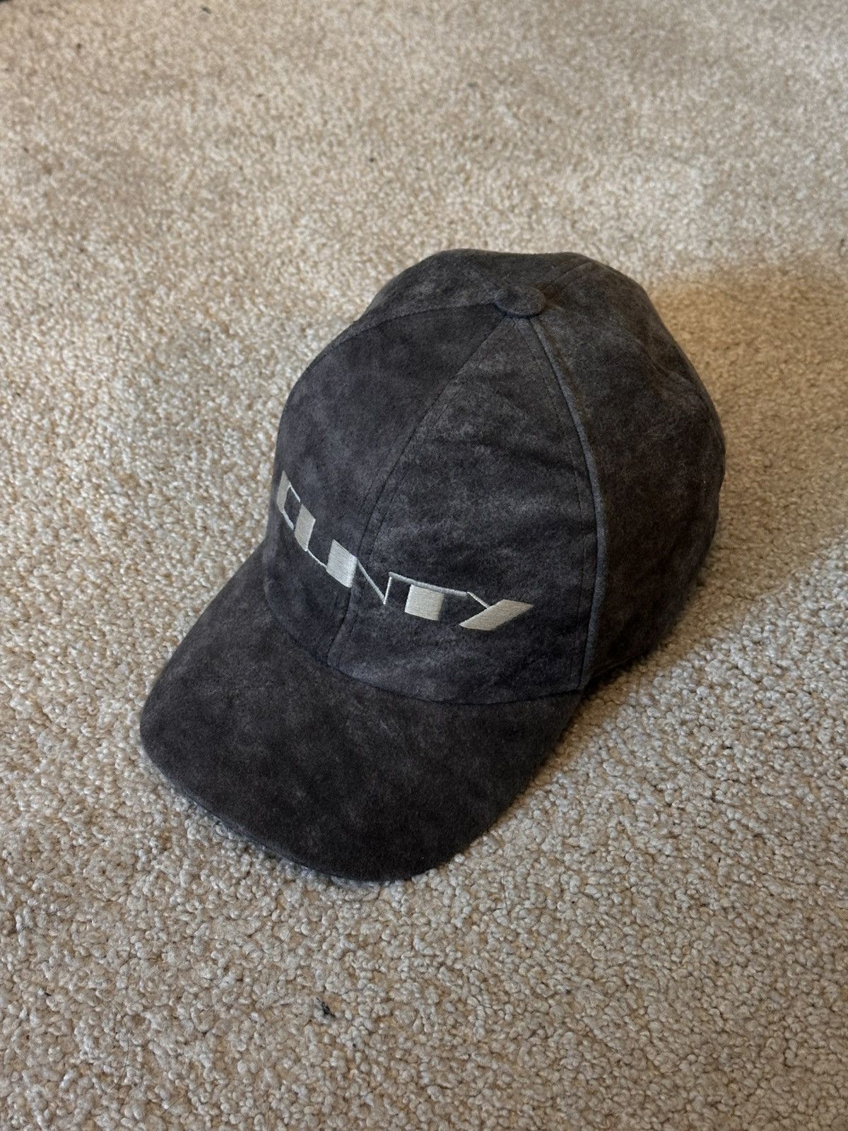Rick Owens Rick Owens FW25 CUNTY hat Size ONE SIZE - 1 Thumbnail