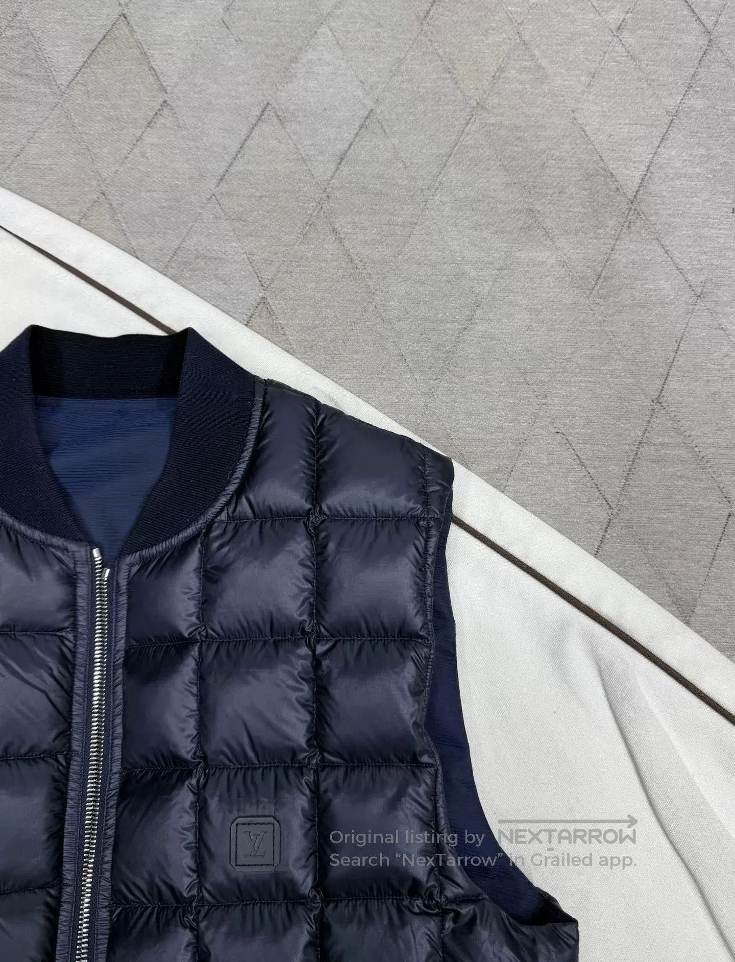 Louis Vuitton LV Reversible Down Vest. Size US M / EU 48-50 / 2 - 2 Thumbnail