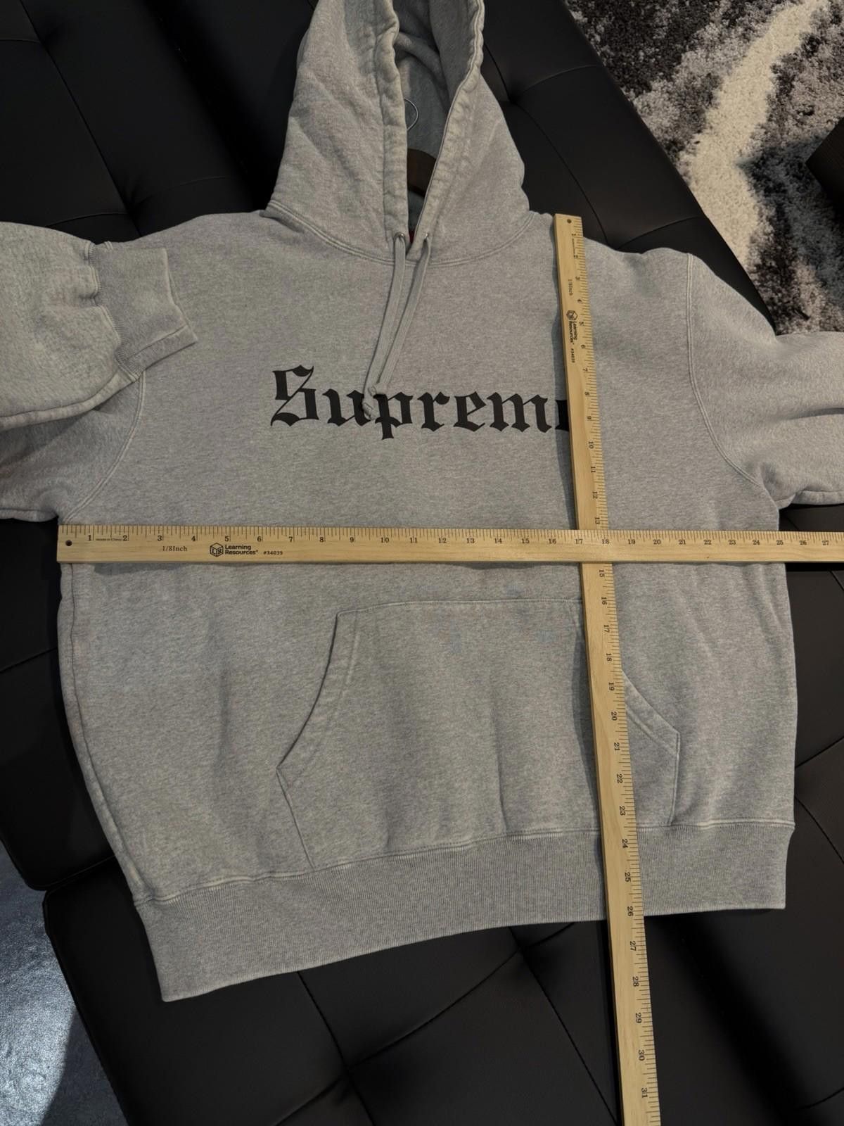 Supreme Supreme Washed Old English Hooded Sweatshirt FW25 GREY LARGE Size US L / EU 52-54 / 3 - 6 Thumbnail