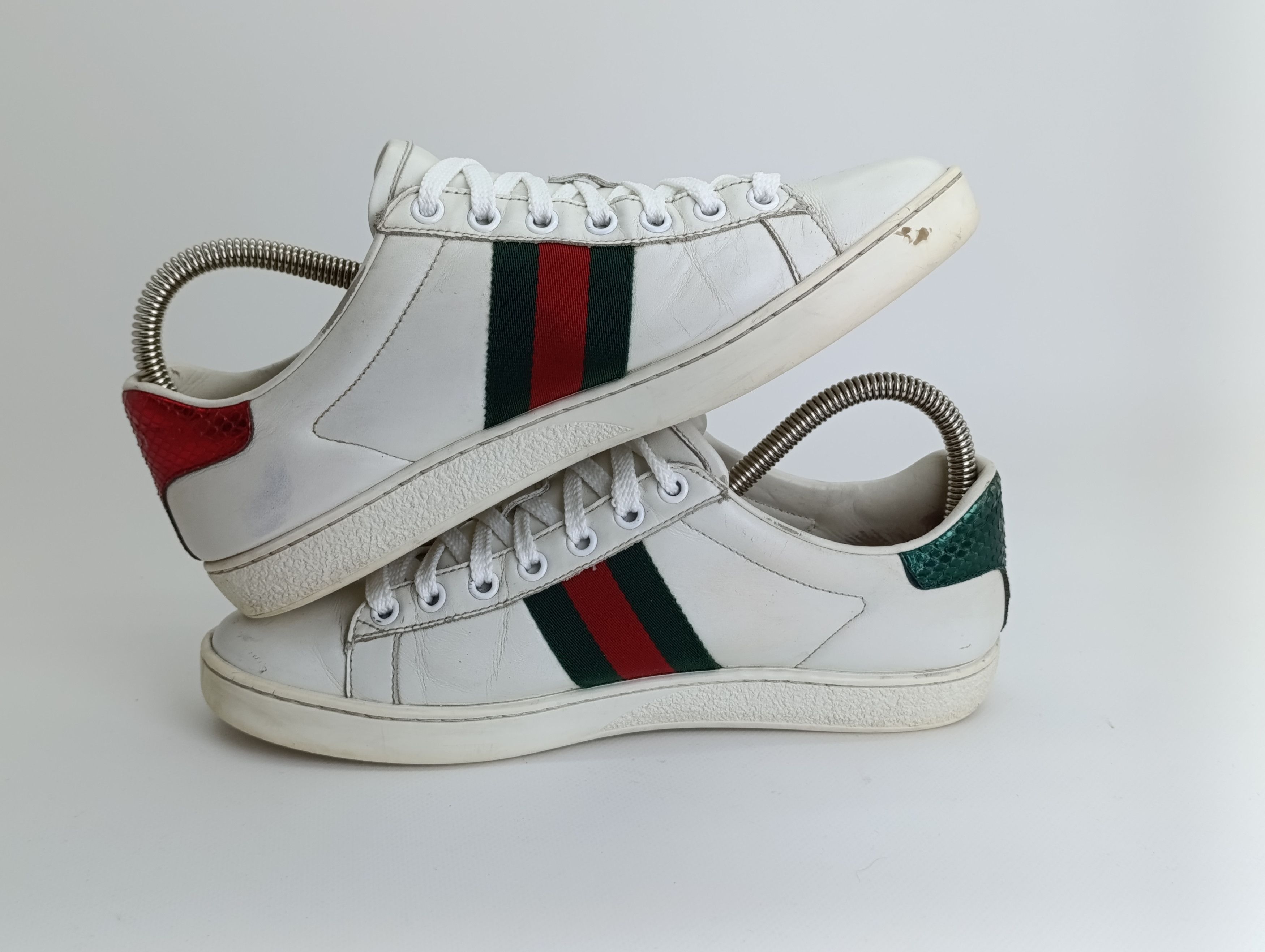 Gucci GUCCI ACE HEART DAGGER LEATHER SHOES EMBROIDERED SNEAKERS Size US 7 / IT 37 - 7 Thumbnail