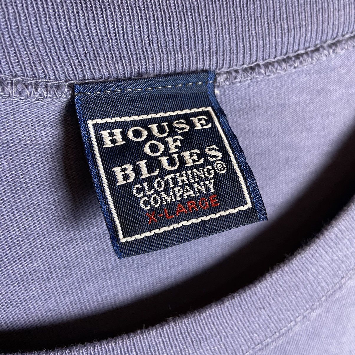 Vintage Vintage 90s Devil Fishing House Of Blues New Orleans T-Shirt Size US XL / EU 56 / 4 - 6 Thumbnail
