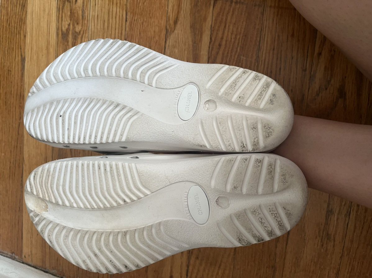 Chanel Vintage Chanel Slides Size US 7 / IT 37 - 2 Thumbnail