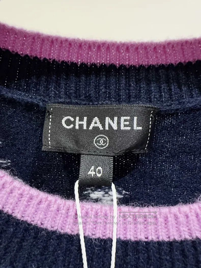 Chanel Chanel 22K dark blue floral sweater Size S / US 4 / IT 40 - 2 Thumbnail