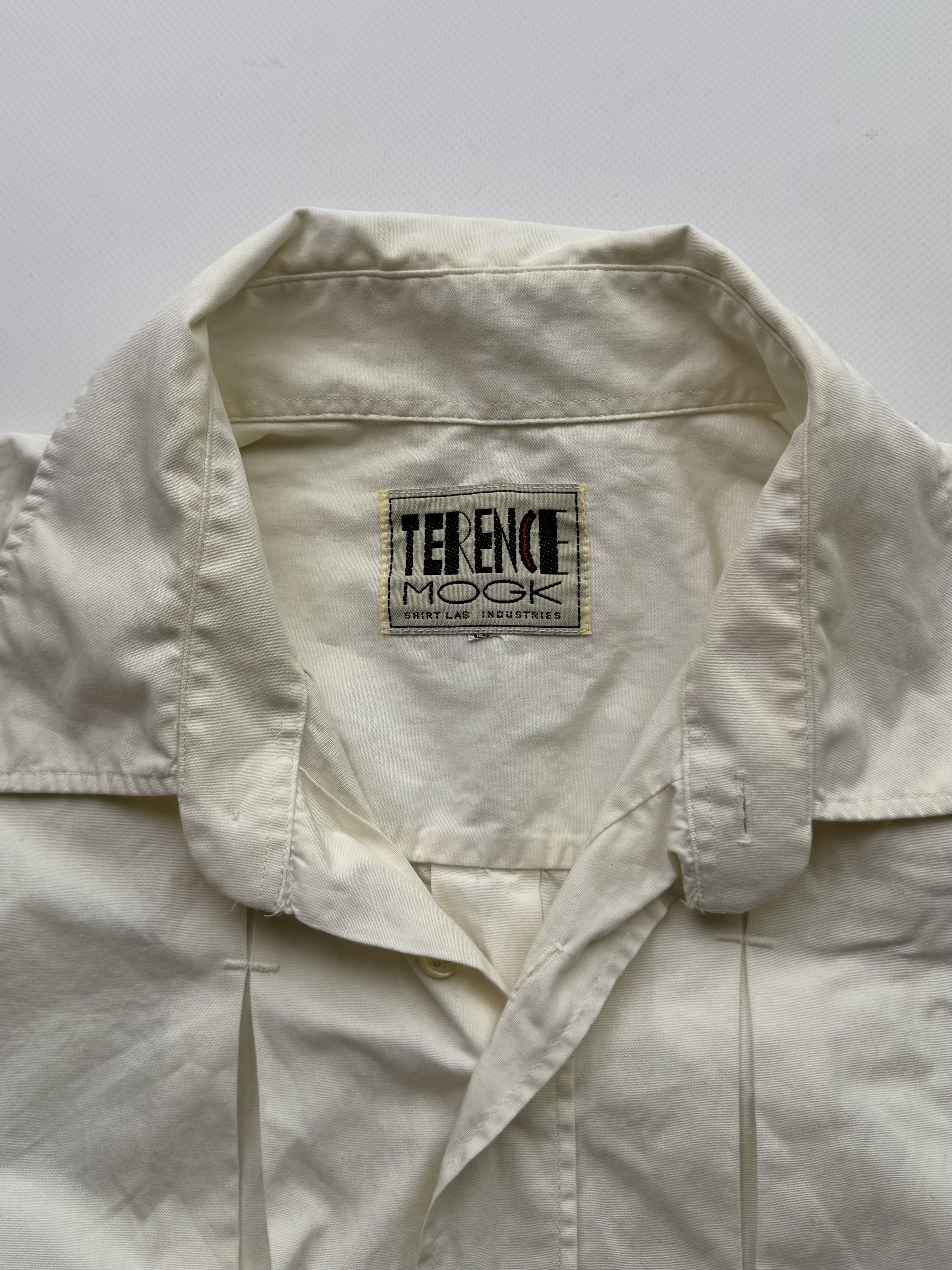 Vintage Vintage Shirt B690E2(V457) Size US S / EU 44-46 / 1 - 10 Thumbnail