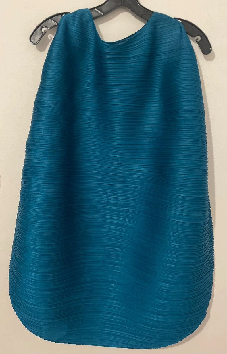 Issey Miyake Issey Miyake Green round top Size L / US 10 / IT 46 - 7 Thumbnail