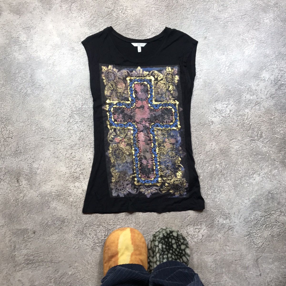 Vintage Vintage 90s Sun Faded Graphic Tee Cross Art Grunge Slim S Size S / US 4 / IT 40 - 1 Thumbnail
