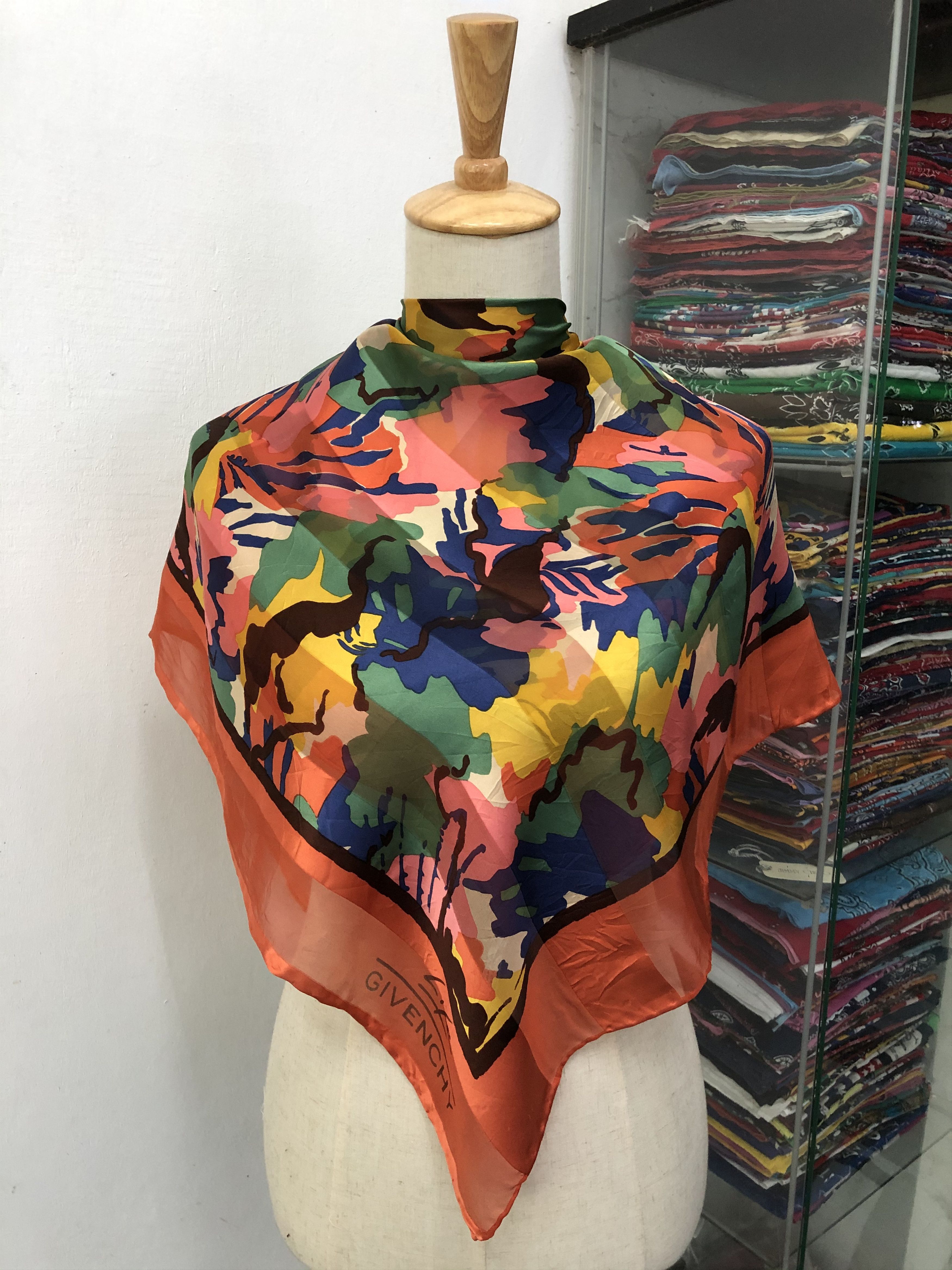 Vintage Vintage Givenchy Silk Scarf Size ONE SIZE - 1 Thumbnail