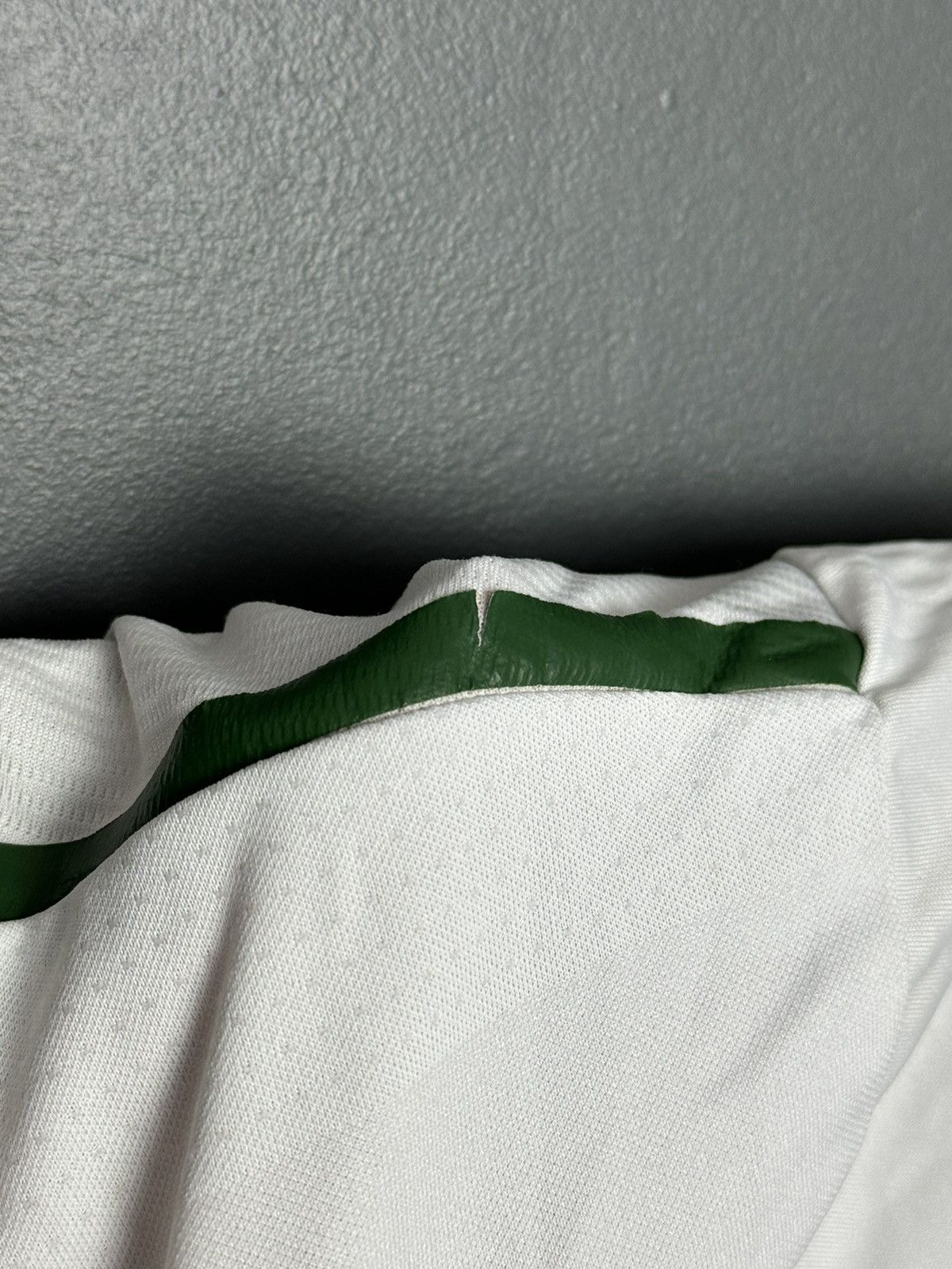 New Balance Republic of Ireland 17/18 Away Football Jersey Size US L / EU 52-54 / 3 - 6 Thumbnail