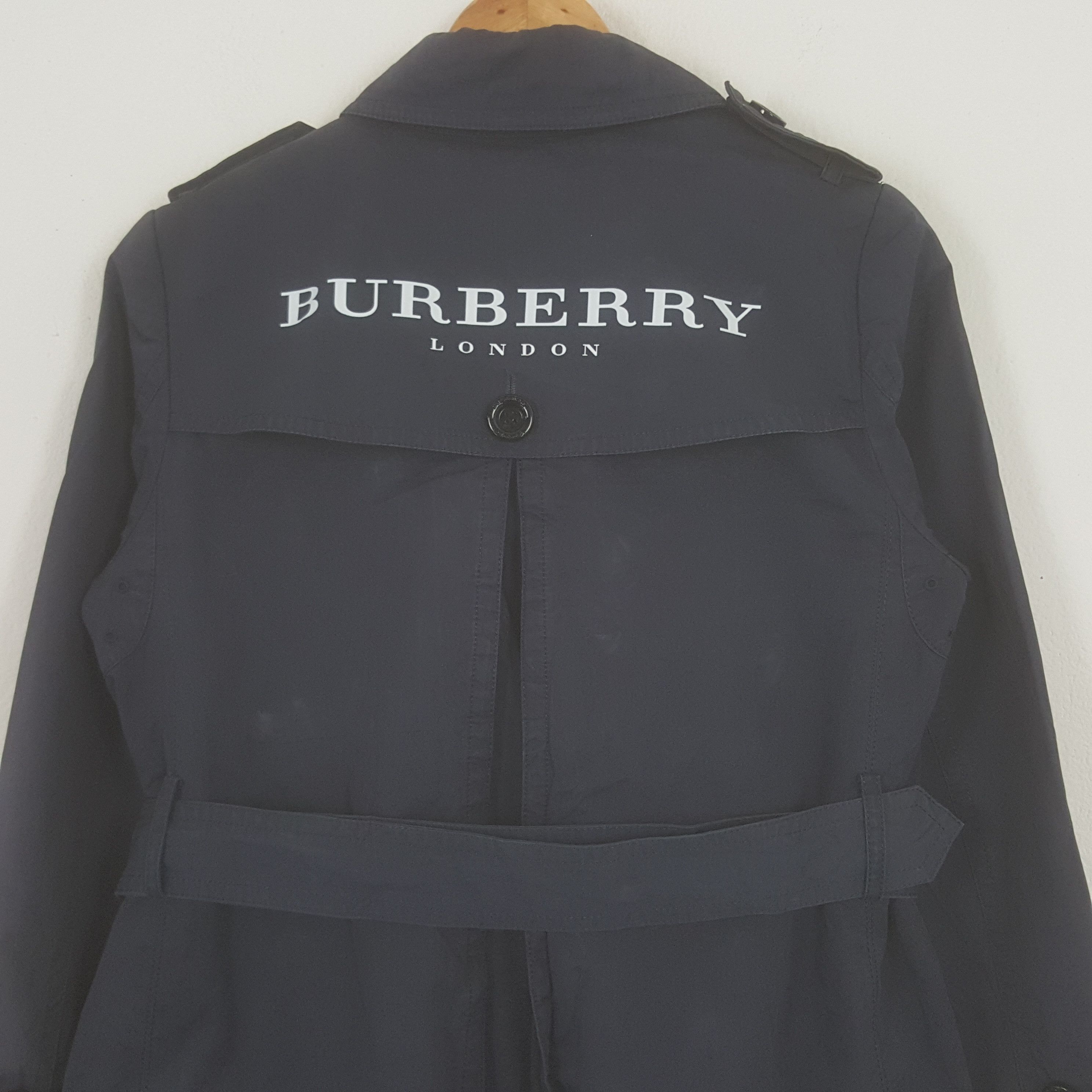 Burberry × Vintage Vintage Burberry Brit Italian Brand Coat Jacket Size US S / EU 44-46 / 1 - 2 Thumbnail