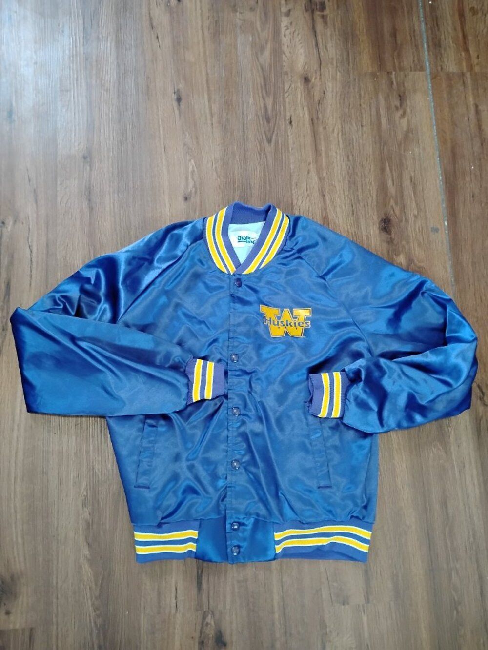 Chalk Line Vintage Chalk Line Washington Huskies Satin Bomber Jacket Size US L / EU 52-54 / 3 - 2 Thumbnail