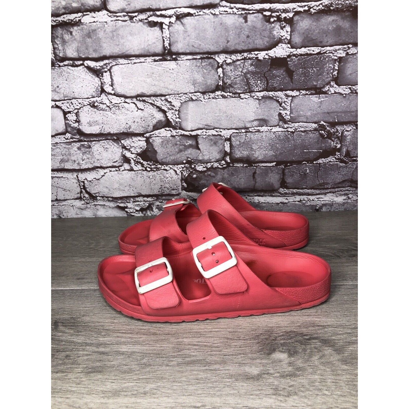 Birkenstock Birkenstock Arizona EVA Pink Foam Rubber Slides Sandals Wome Size US 6.5 / IT 36.5 - 17 Thumbnail