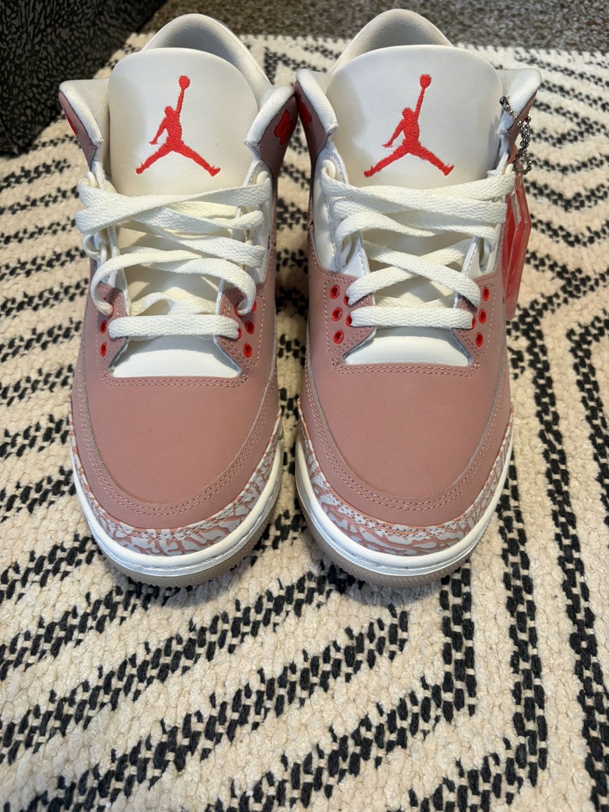Jordan Brand Rust Pink Jordan 3s Size US 9 / IT 39 - 3 Thumbnail