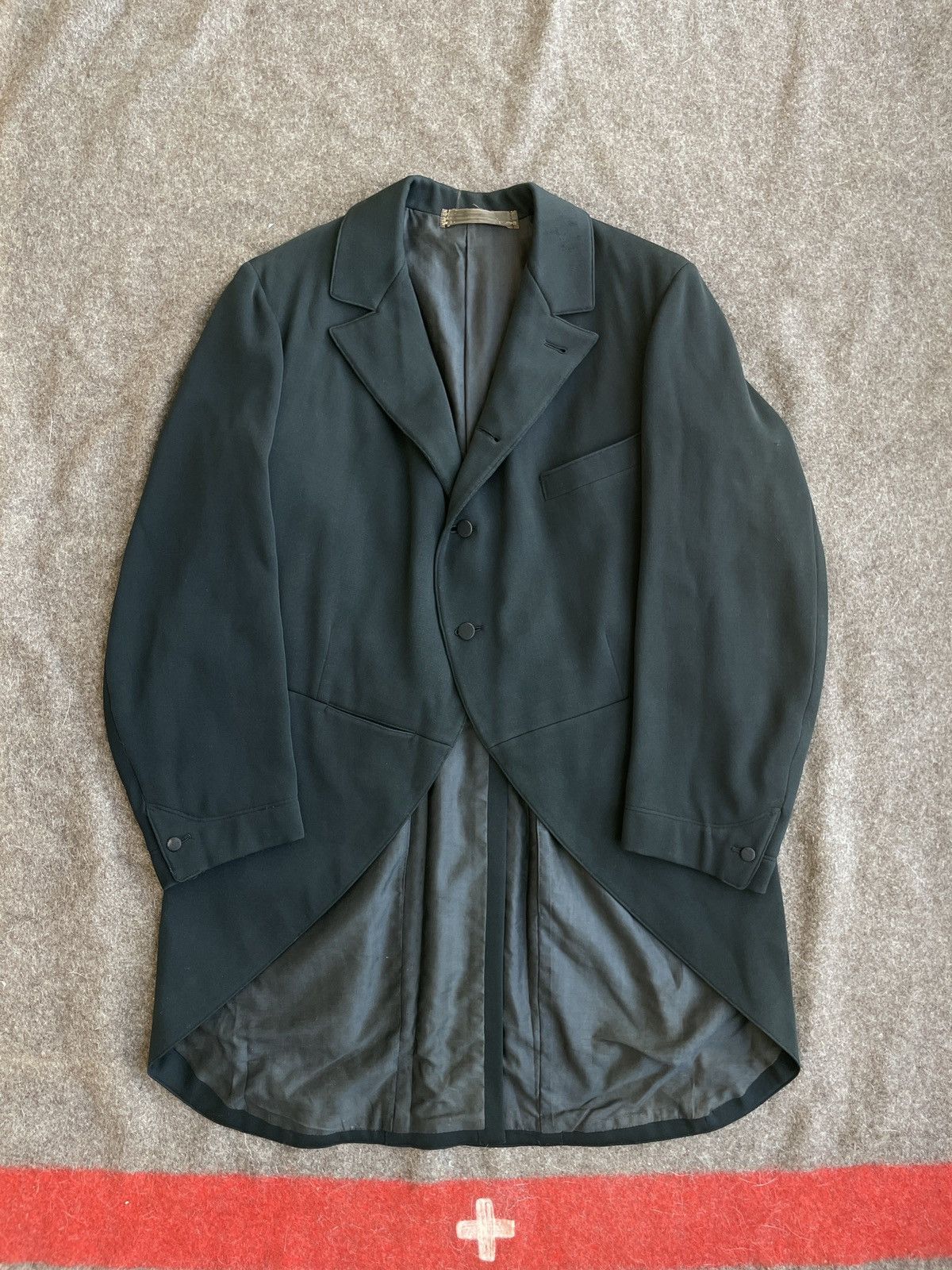 Vintage Antique 20–40s Tuxedo Blazer Size 38R - 1 Thumbnail