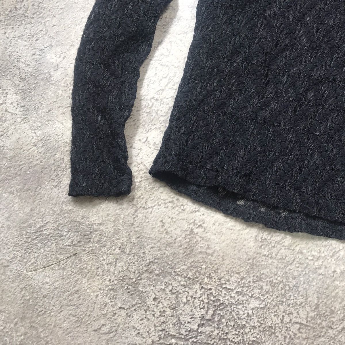 Vintage Vintage 90s Black Mesh Knit Sweater Avant Garde Y2K Grunge S Size S / US 4 / IT 40 - 4 Thumbnail