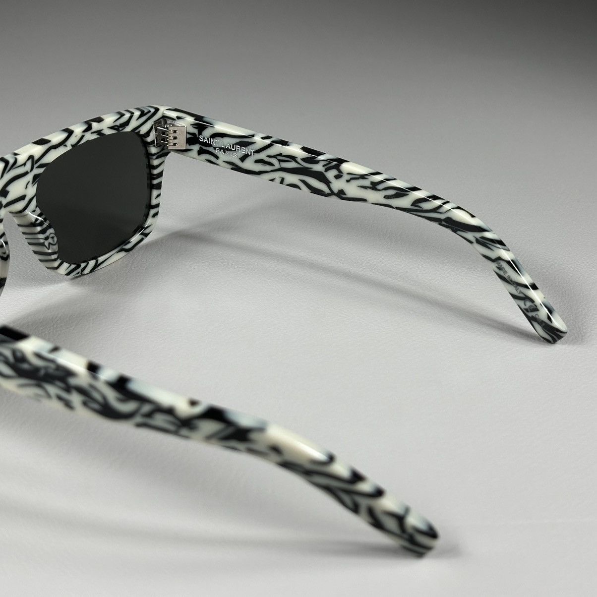 Saint Laurent Paris Saint Laurent SL 293 Square-Frame Sunglasses Size ONE SIZE - 7 Thumbnail