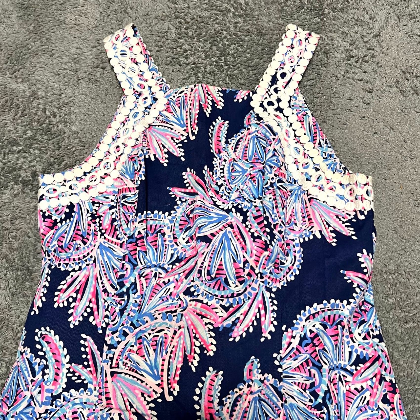Lilly Pulitzer Lilly Pulitzer Dress Womens 6 Makayla Shift Lace Floral Short Blue Dress Mens? Size M / US 6-8 / IT 42-44 - 2 Thumbnail