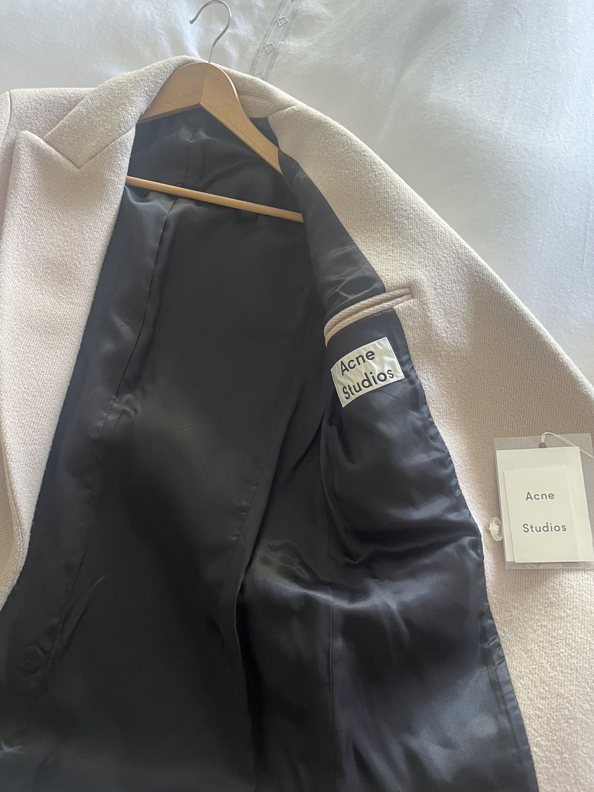 Acne Studios Acne Studios Amiga Boucle AW17 Size 46R - 4 Thumbnail
