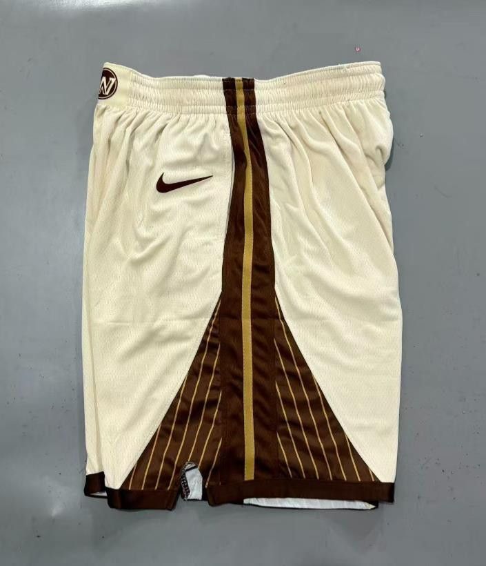 NBA Men's Golden State Warriors Short 2026 Size US 36 / EU 52 - 2 Thumbnail