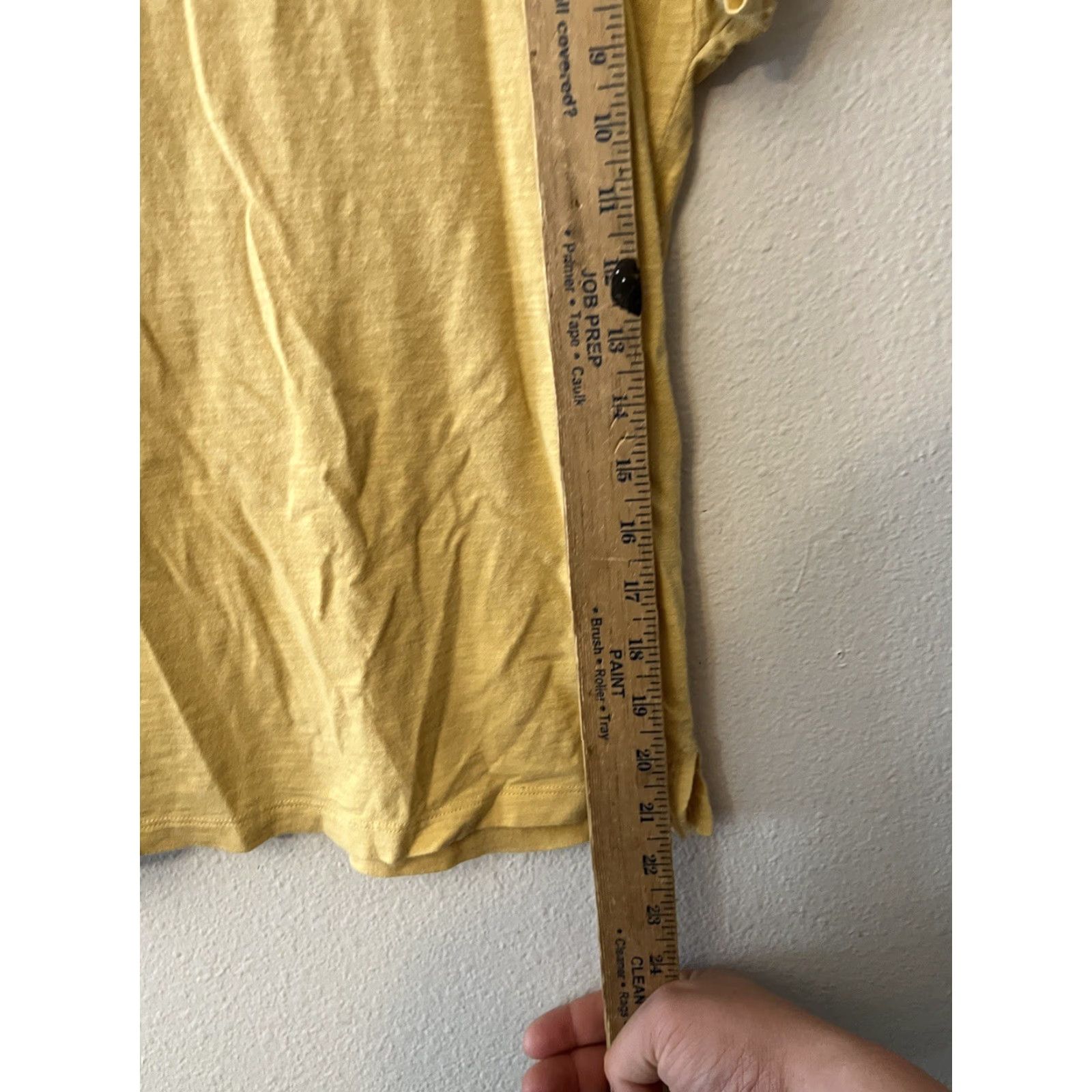 Abercrombie & Fitch Abercrombie & Fitch Womens Round Neck T-Shirt Short Sleeve Yellow Pocket Size S Size S / US 4 / IT 40 - 4 Thumbnail