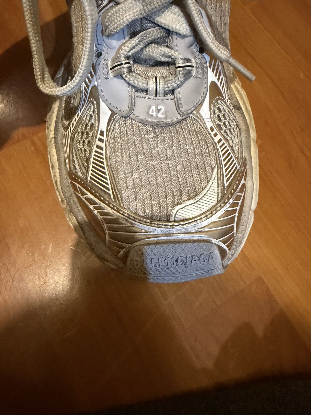 Balenciaga Balenciaga 3xl eggshell Size US 9 / EU 42 - 16 Thumbnail