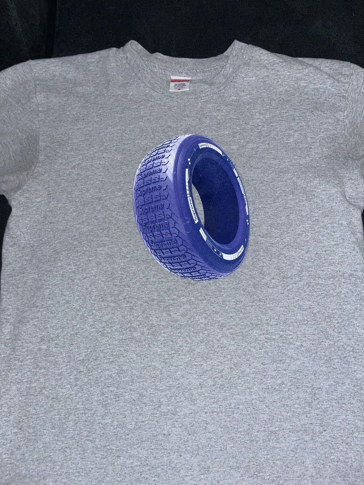 Supreme Supreme tire tee Size US M / EU 48-50 / 2 - 1 Thumbnail