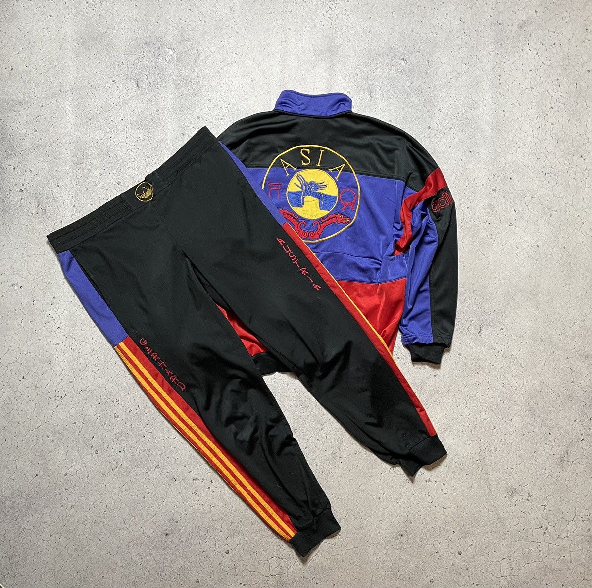 Adidas Vintage 90s Tracksuit Adidas Asia Big Logo Pants And Jacket Size US M / EU 48-50 / 2 - 2 Thumbnail