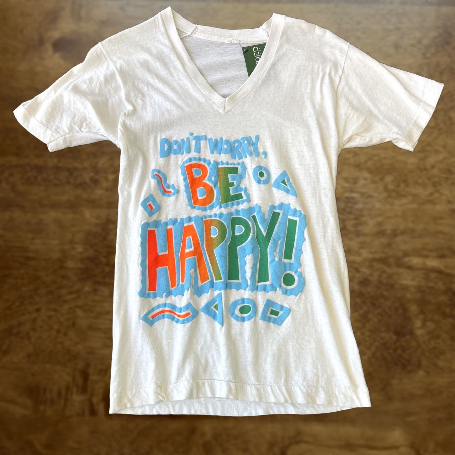 Vintage VINTAGE Don't Worry Be Happy Shirt Mens M White 80s Style Graphic Tee Size US M / EU 48-50 / 2 - 1 Thumbnail