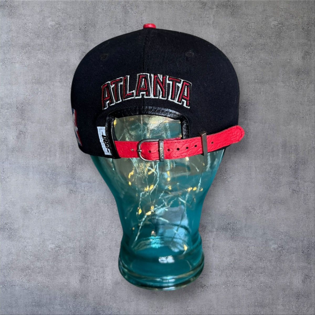 NBA Atlanta Hawks Pro Standard Basketball. Size ONE SIZE - 9 Thumbnail