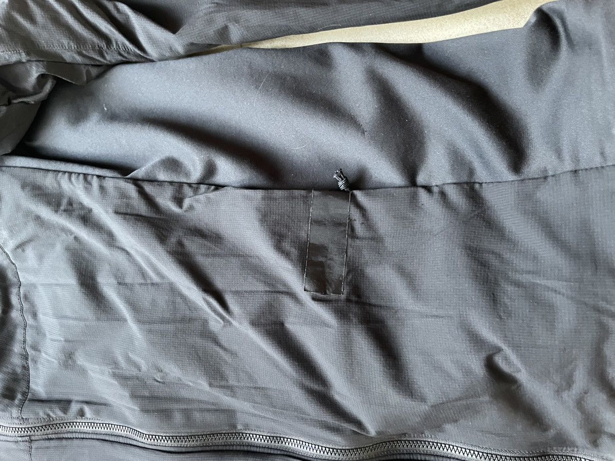 Arc'teryx Arcteryx Atom Lt hoody men’s black light jacket gotpcore Size US L / EU 52-54 / 3 - 3 Thumbnail