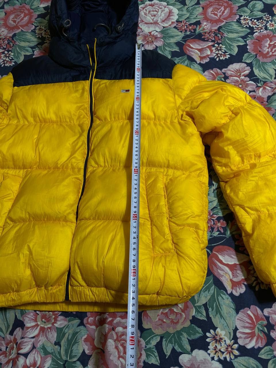 Tommy Jeans × Vintage Tommy Jeans Hilfiger 90's Puffer Jacket size M Size US M / EU 48-50 / 2 - 7 Thumbnail