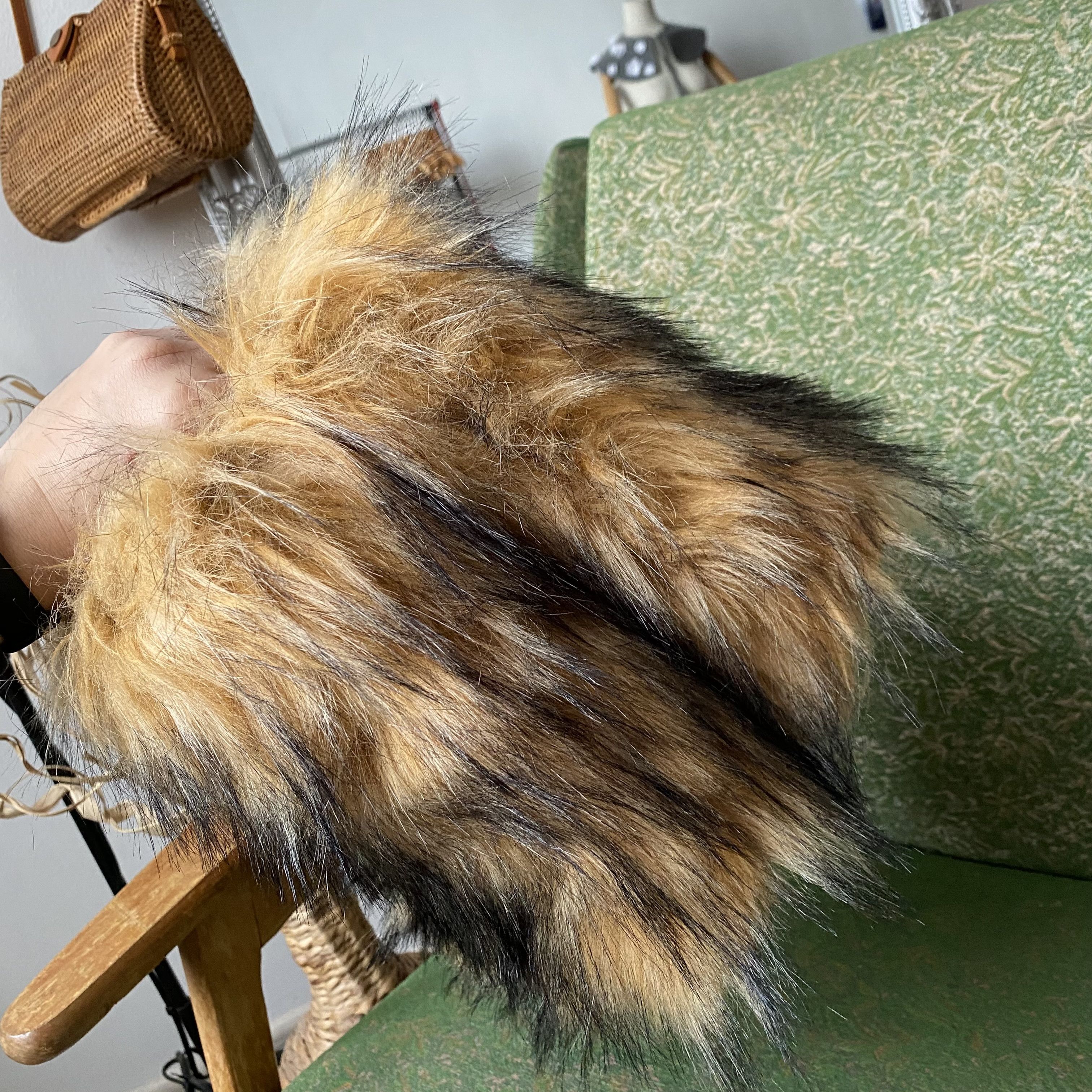 If Six Was Nine Vintage Y2K Fluffy Faux Fur Yeti Boots Avant-garde Size US 9 / IT 39 - 5 Thumbnail