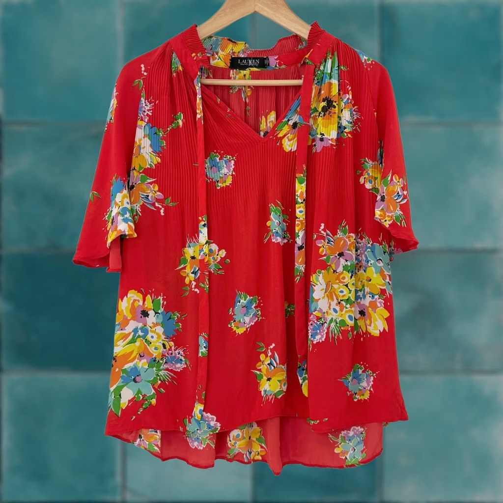 Ralph Lauren Lauren Ralph Lauren Blouse Size XL Red Floral Pleated Chiffon V Neck Preppy Boho Size XL / US 12-14 / IT 48-50 - 1 Thumbnail