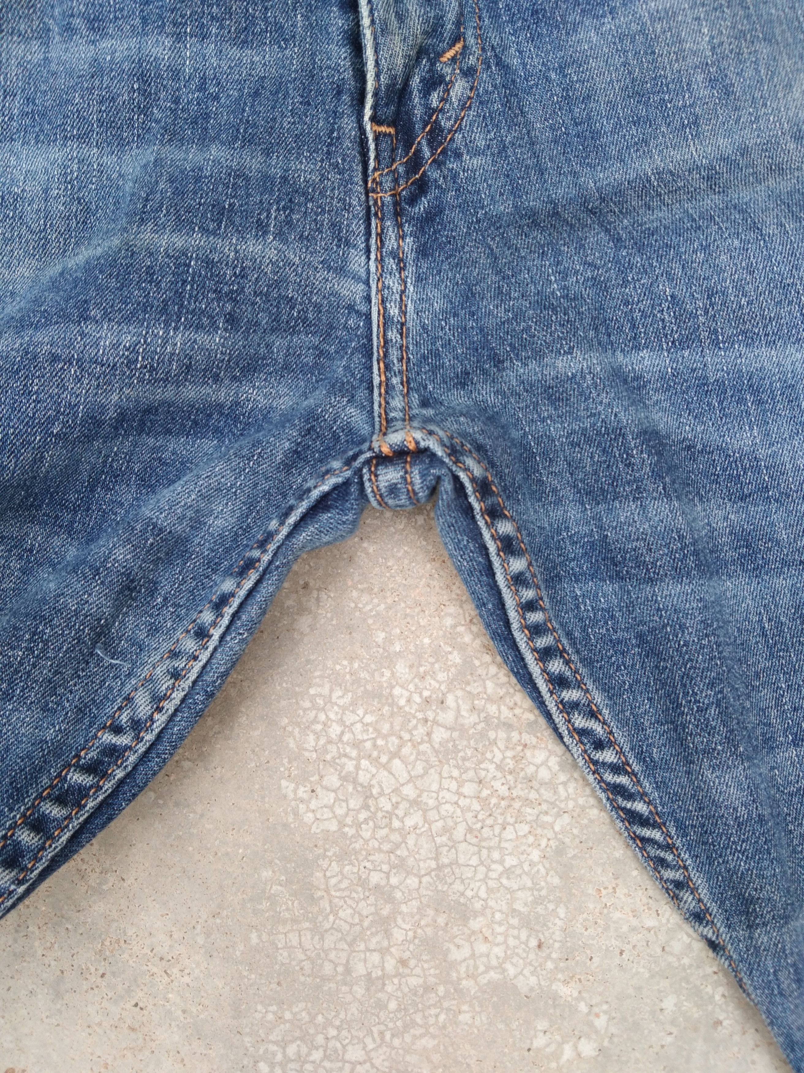 Levi's Vintage Levi's Jeans 505 Faded Blue Distressed Denim 33x30 Size US 33 - 5 Thumbnail