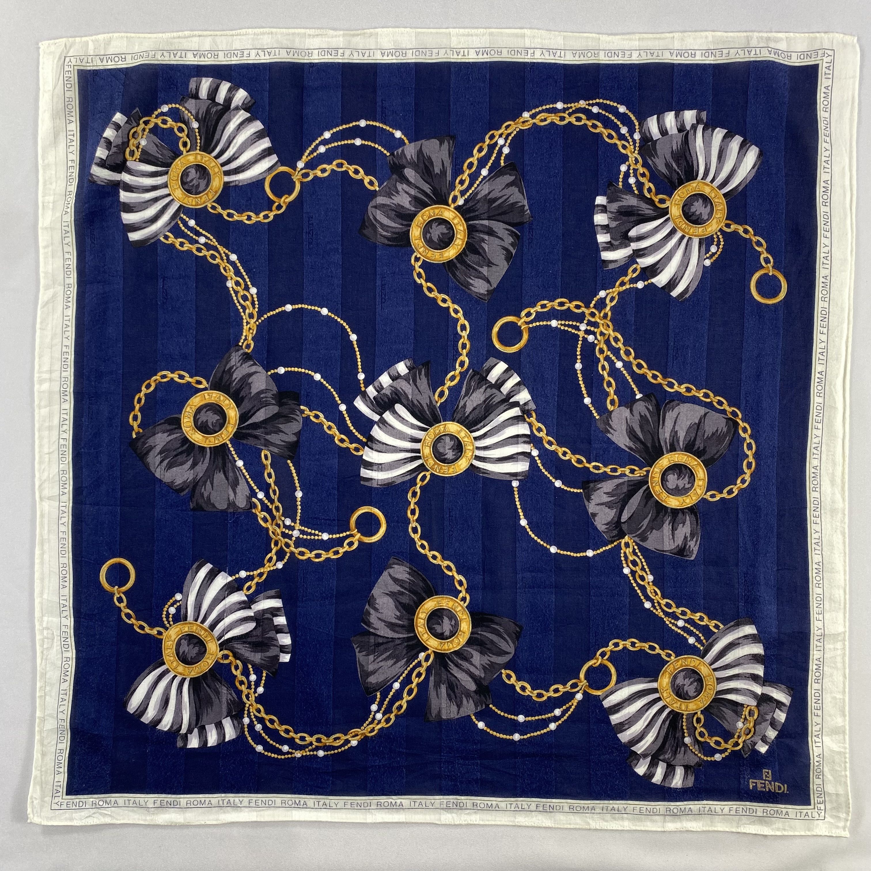 Vintage Fendi Handkerchief / Neckerchief / Bandana-P1443 Size ONE SIZE - 1 Thumbnail