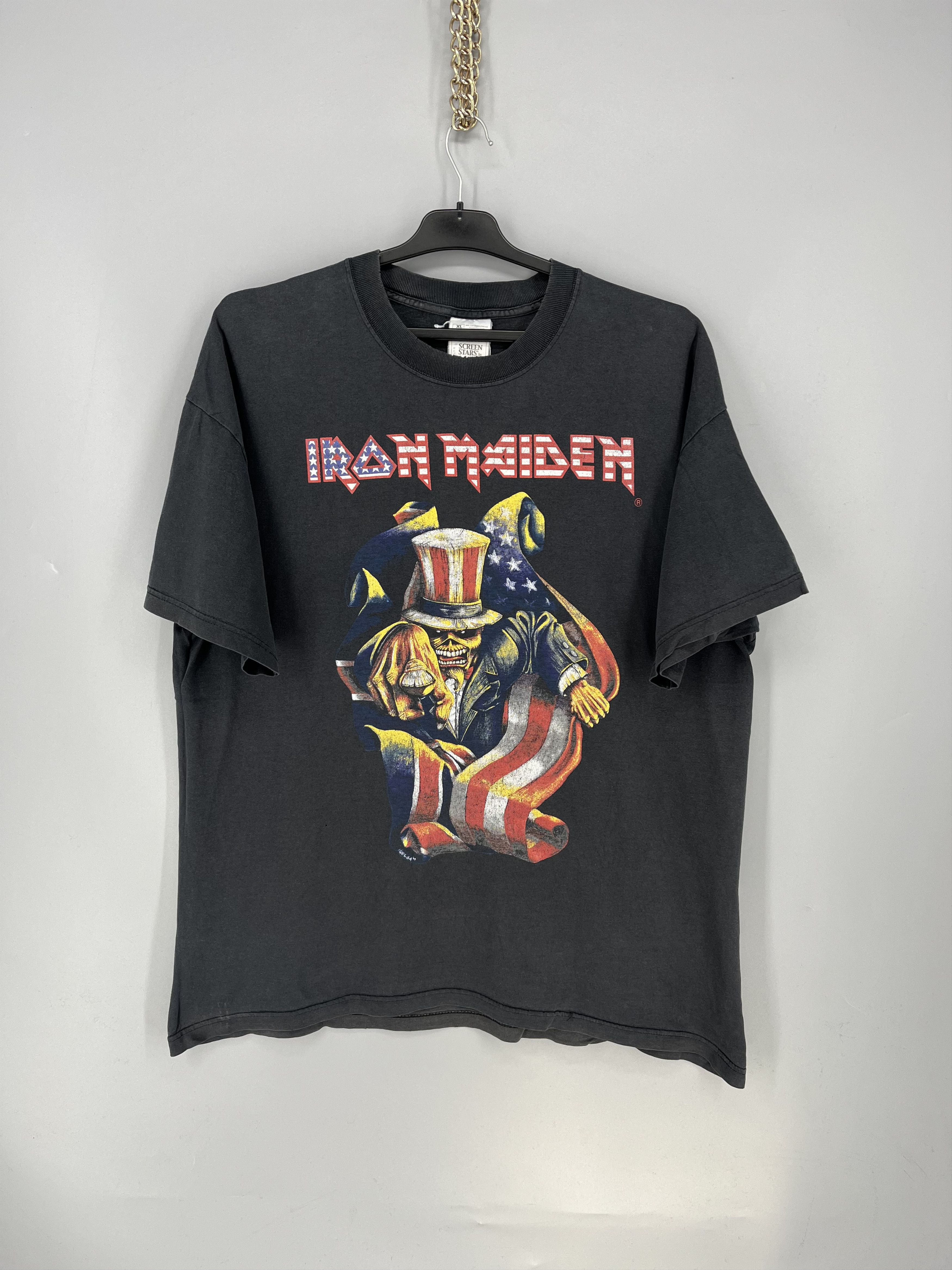 Vintage Iron Maiden 2001 US Tour Men T-shirt Size XL Size US XL / EU 56 / 4 - 1 Thumbnail