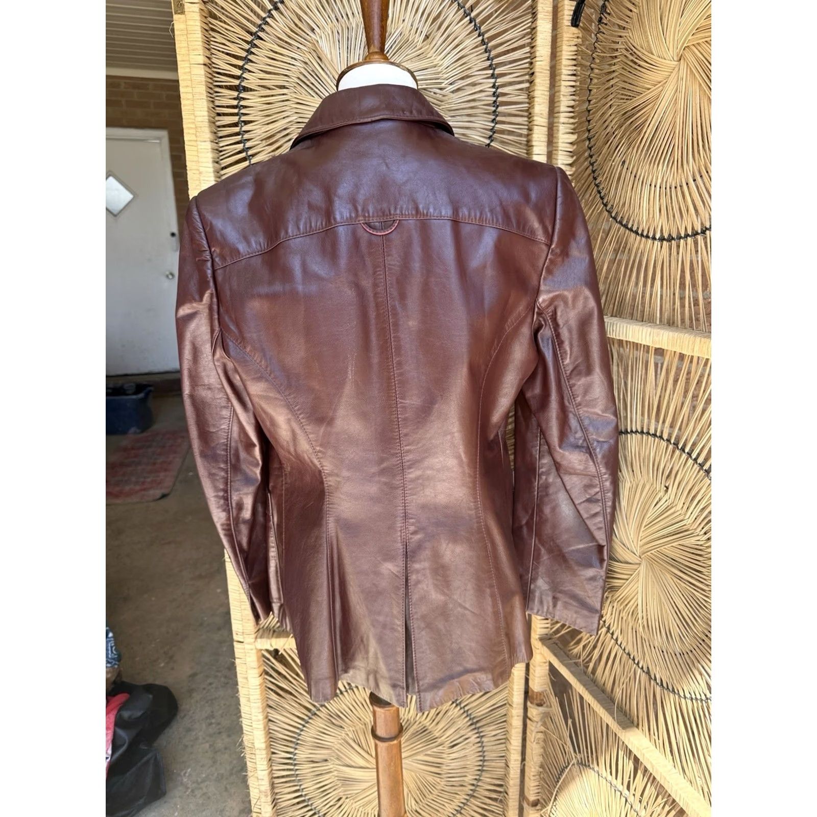 Etienne Aigner VINTAGE Etienne Aigner Oxblood Leather Blazer Size 14 Blazer Womens 80s 90s City Classic Designer Horsebit Jacket Size XL / US 12-14 / IT 48-50 - 4 Thumbnail
