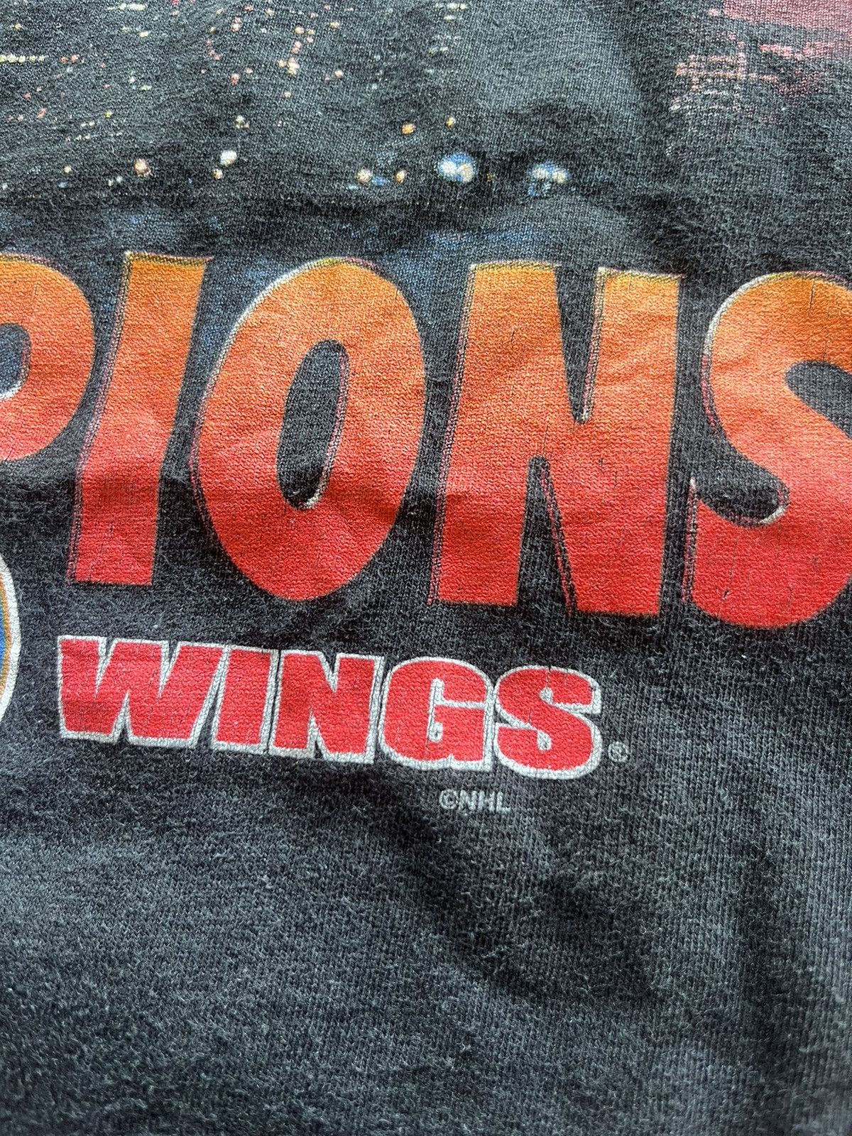 NHL × Red Wing × Vintage Vintage RED WINGS Champion 2002’s Stanley Cup Tshirt Size US L / EU 52-54 / 3 - 6 Thumbnail