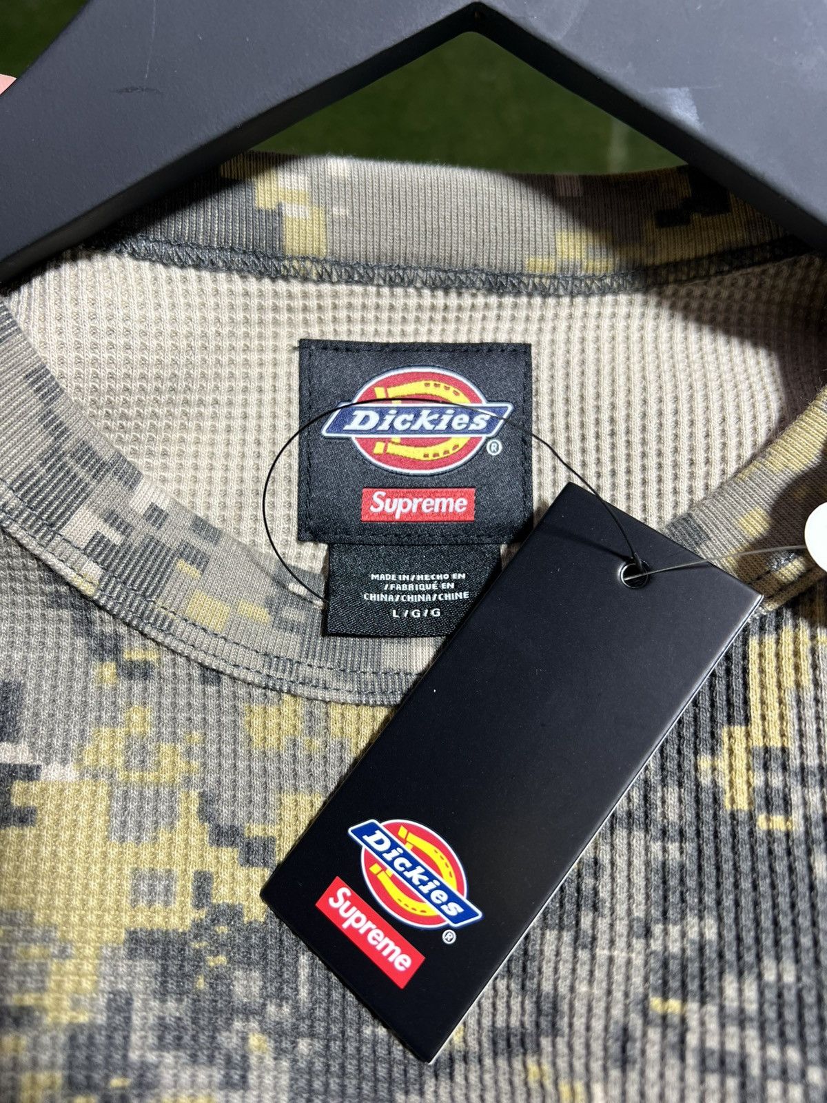 Dickies × Supreme Supreme Dickies Camo Thermal Size US L / EU 52-54 / 3 - 4 Thumbnail