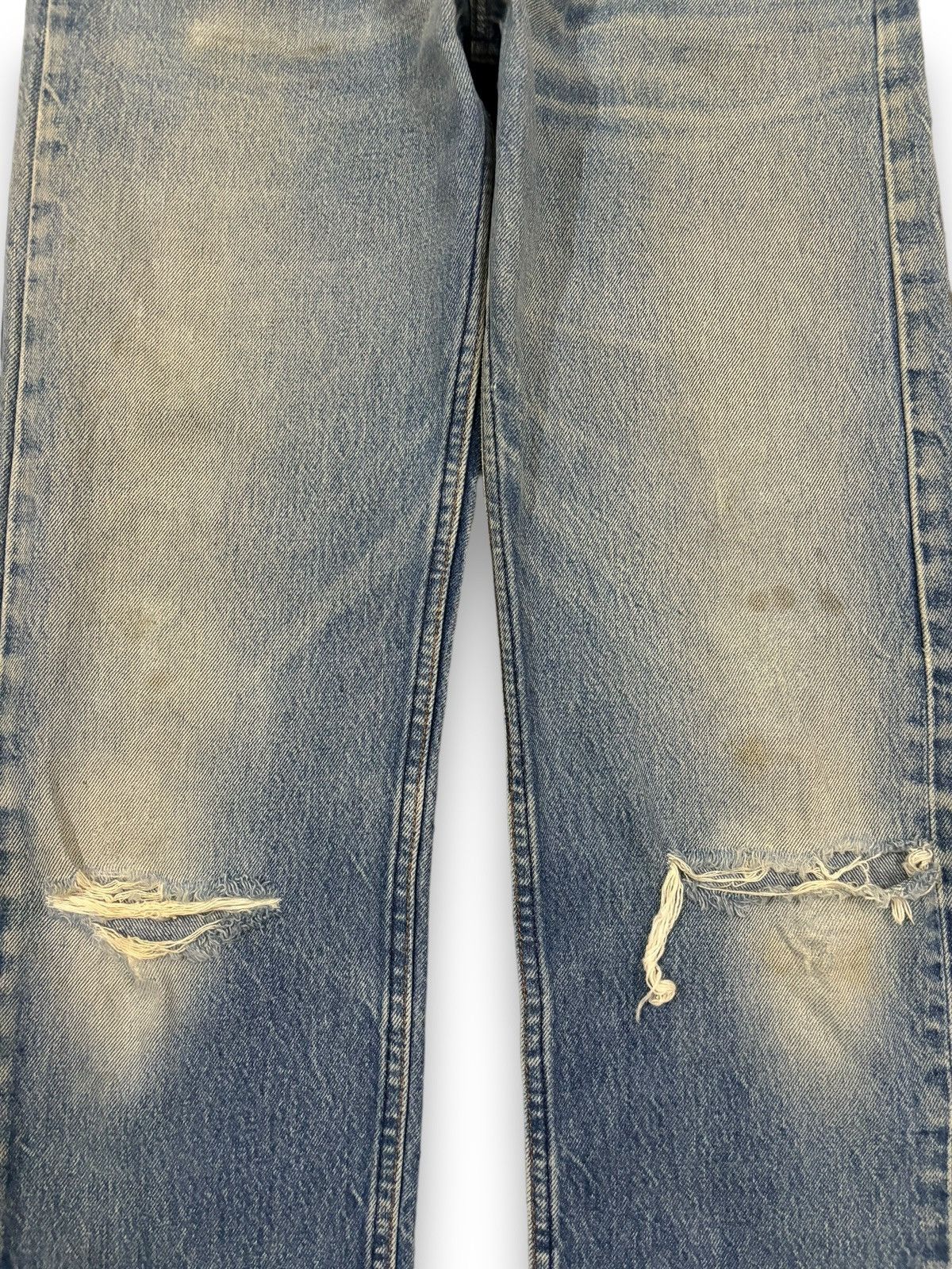 Levi's Vintage 90 Levis 501 Straight Leg Distressed Grunge Jeans Size US 31 - 7 Thumbnail