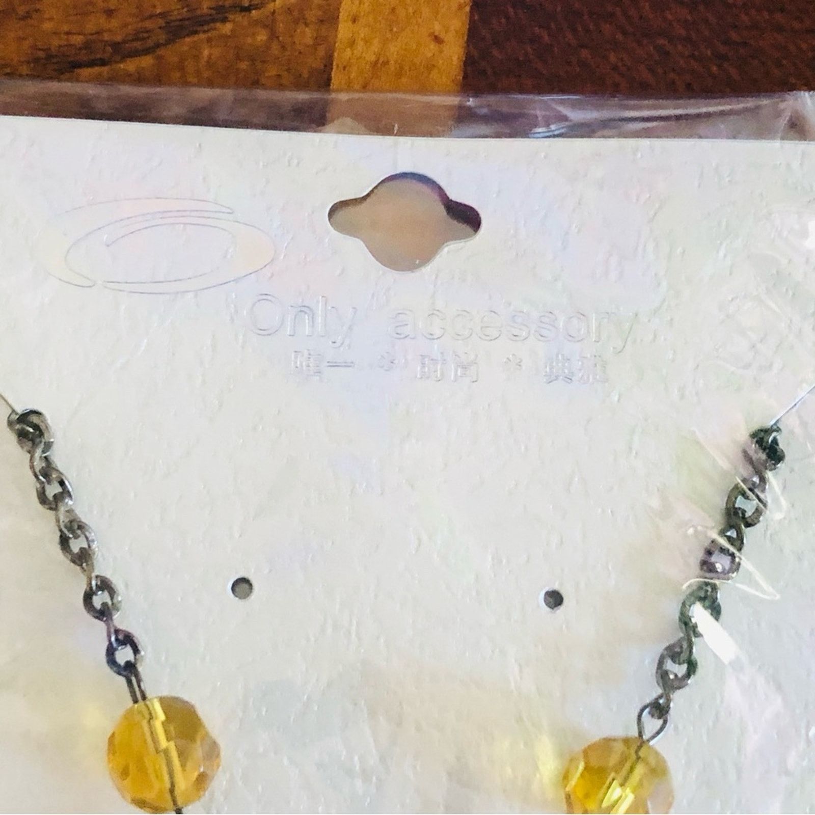 Jewelry Fall leaves floral medallion gunmetal necklace NIP Size ONE SIZE - 8 Thumbnail