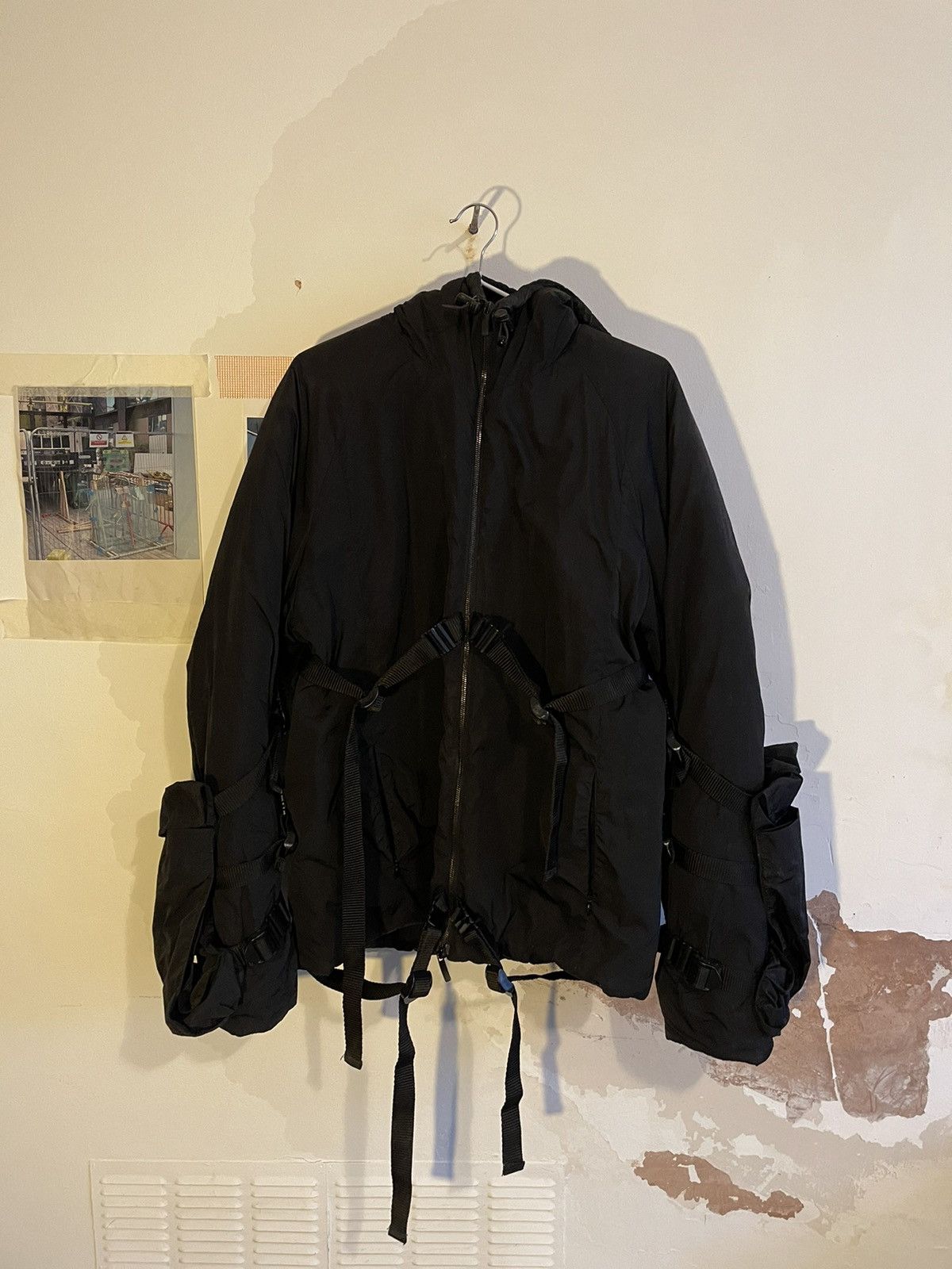 Cottweiler A/W17 bondage puffer