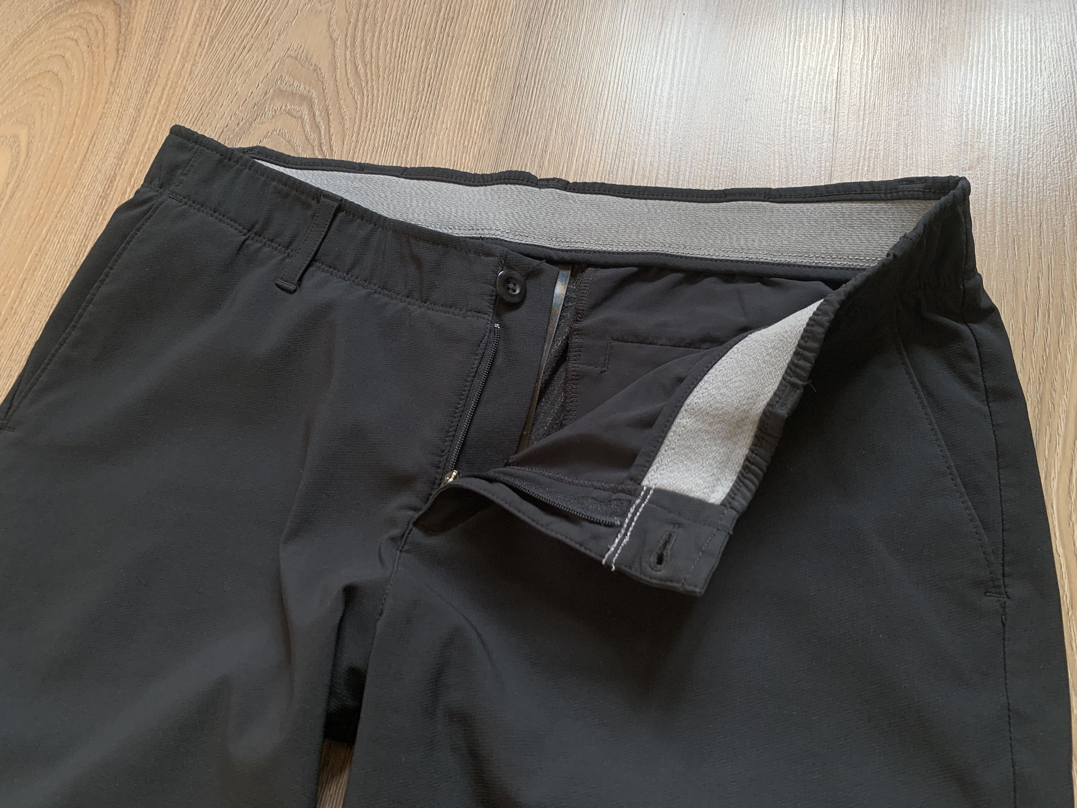 Other Under Armour Black Stretch Training Pants Size US 33 - 5 Thumbnail