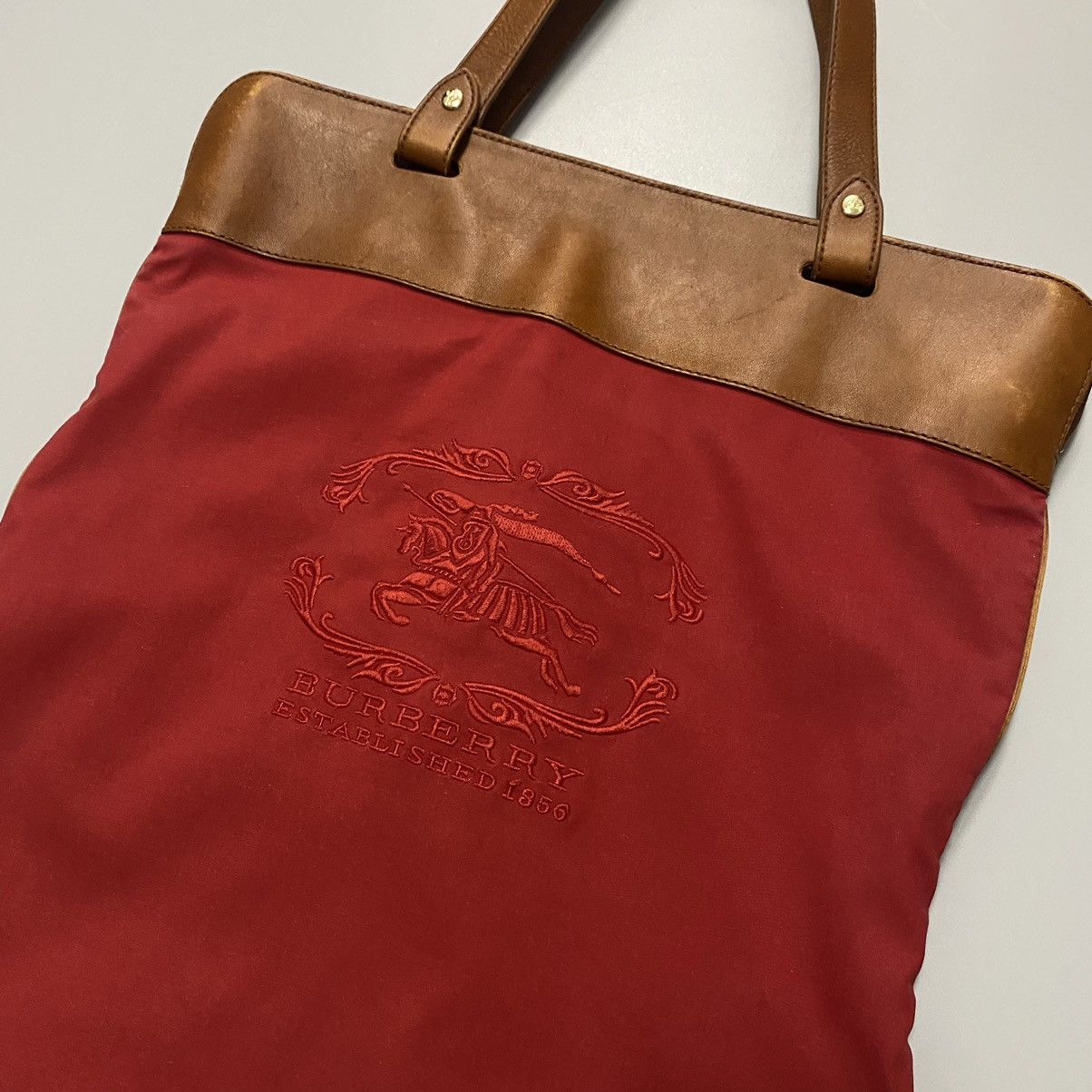 Burberry Burberry Red Leather Stowell Roll Up Tote Bag Shopper Size ONE SIZE - 2 Thumbnail