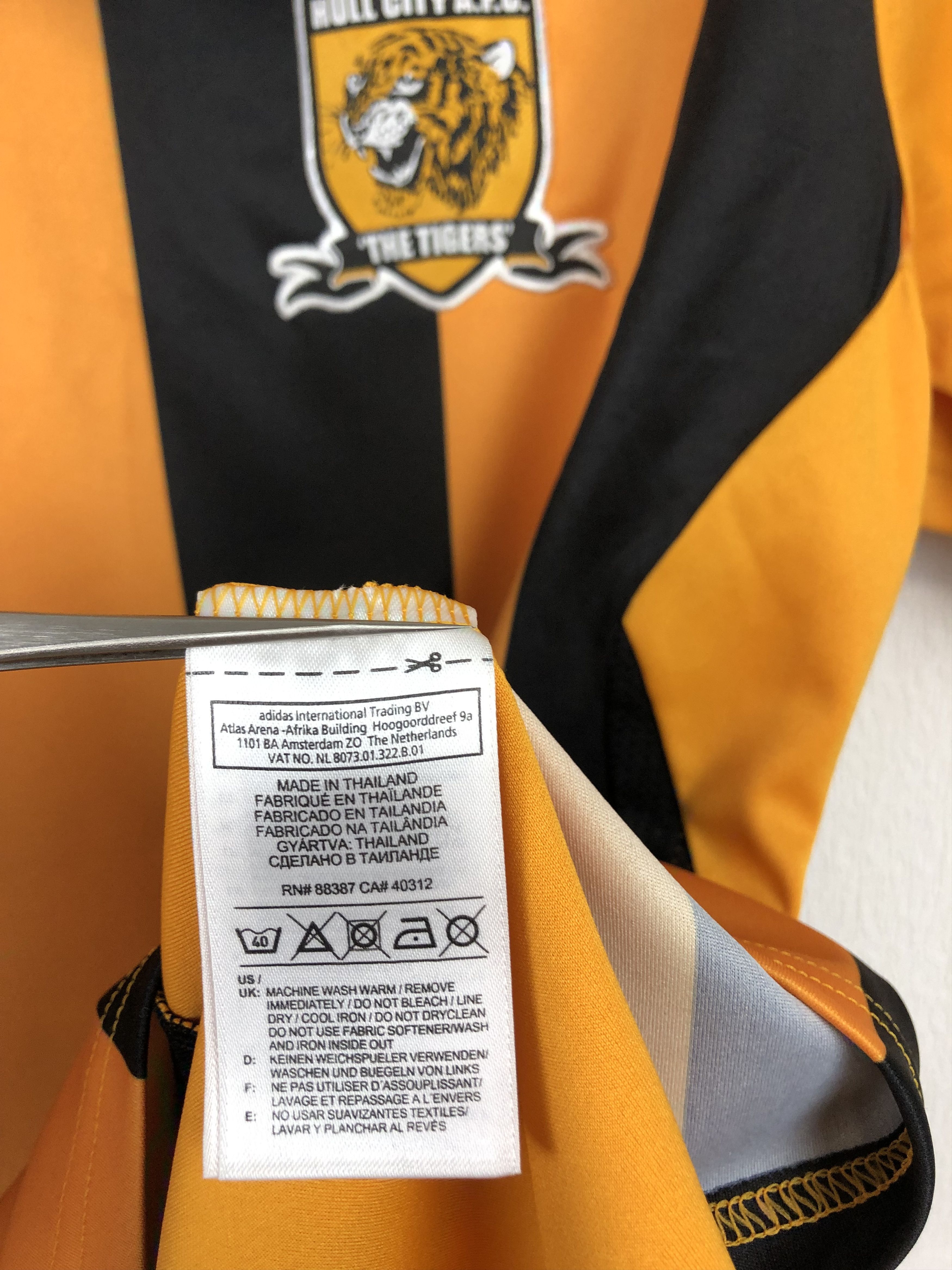 Adidas Hull City football shirt 2011 Soccer Adidas Jersey Rare New Size US M / EU 48-50 / 2 - 15 Thumbnail