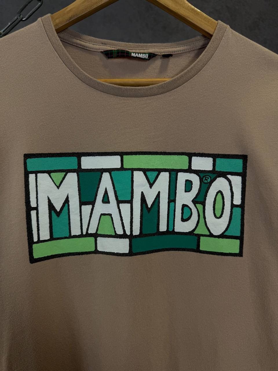 Mambo Mambo big center logo longsleeve Size US M / EU 48-50 / 2 - 3 Thumbnail