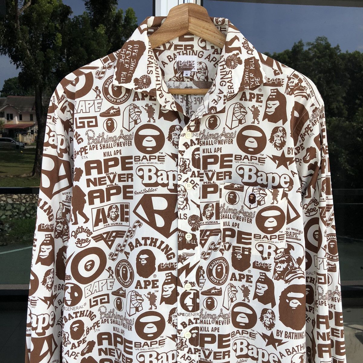 Bape Newspaper Logo Button Up Shirt Size US M / EU 48-50 / 2 - 3 Thumbnail