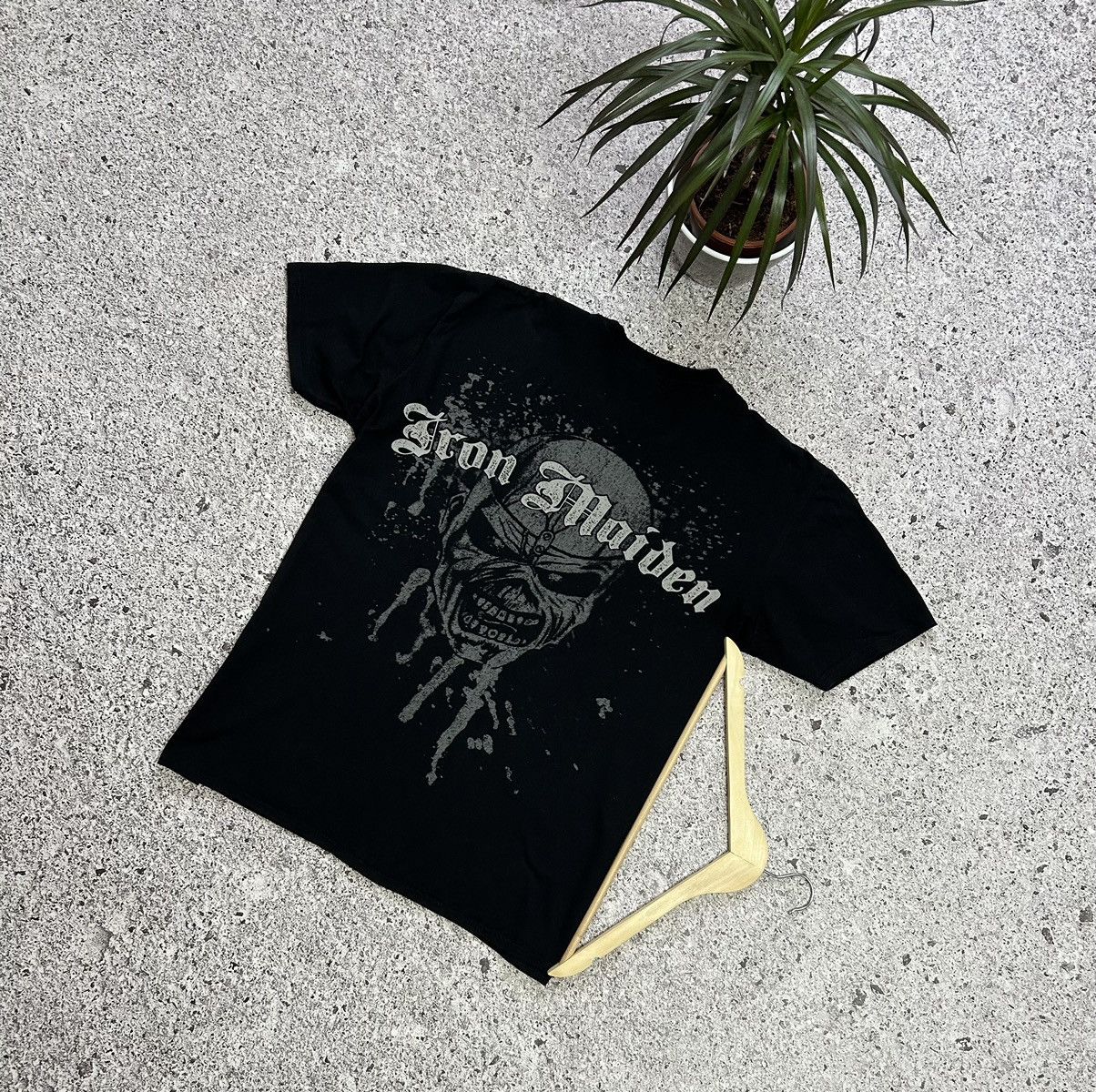 Band Tees × Iron Maiden Vintage 2011 Iron Maiden The Trooper England Tour T-Shirt Size US XL / EU 56 / 4 - 2 Thumbnail