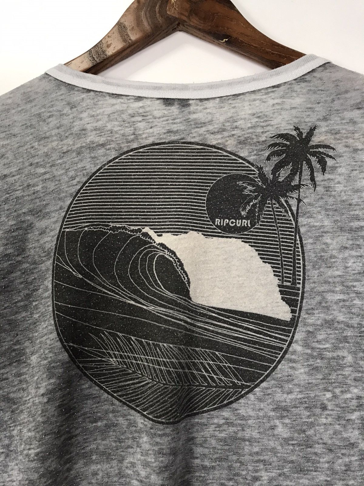Ripcurl Ripcurl Womens tee Size L / US 10 / IT 46 - 7 Thumbnail
