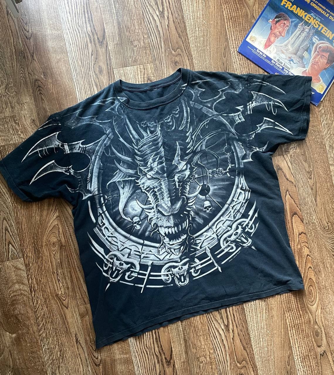Liquid Blue vintage Liquid Blue t shirt Dragon like mosquitohea Size US XL / EU 56 / 4 - 2 Thumbnail