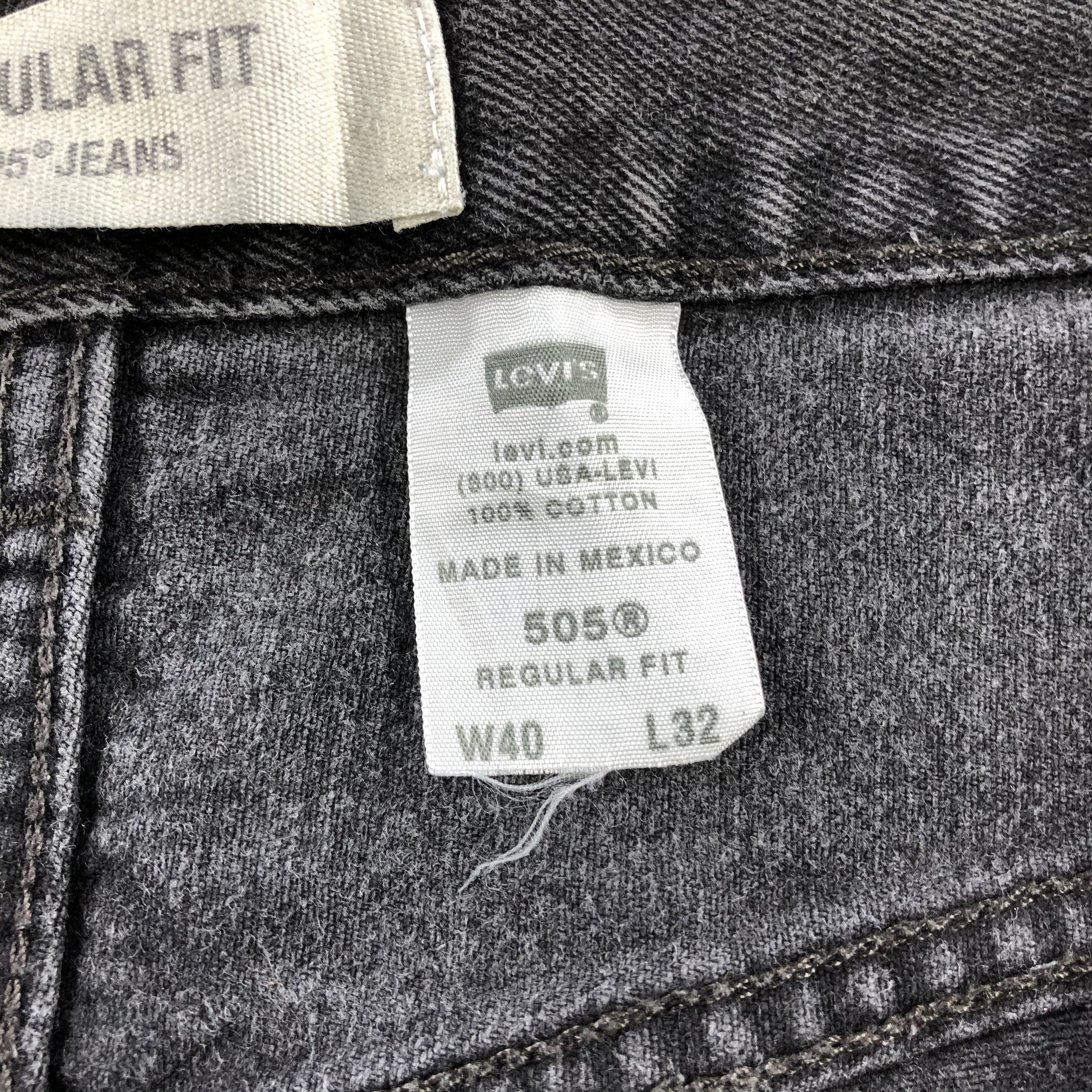 Levi's × Vintage Vintage Faded Black Levis 505 Jeans-JM2590 Size US 39 - 12 Thumbnail